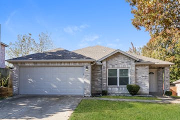 1225 McCary St CEDAR HILL, TX 75104